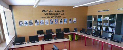 Selbststndig lernen im analogen und digitalen Informatik-Fachraum - Oberschule Carl Friedrich Gauߓ